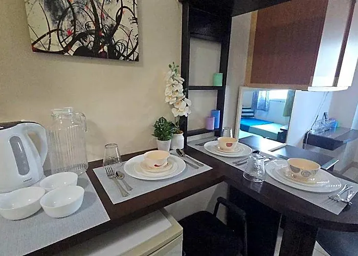 Cozy Staycation Or Student In Hotel Manille